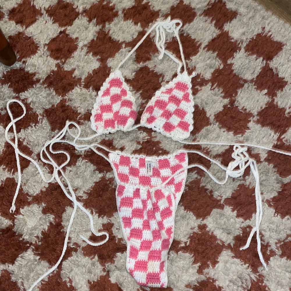 Pink checkered Frankie’s bikini